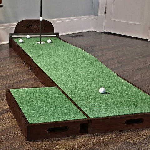 Image of The Ross: Brunswick Premium Indoor Putting System